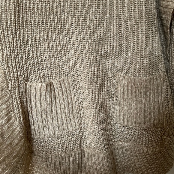 Francesca’s poncho - Picture 2 of 6